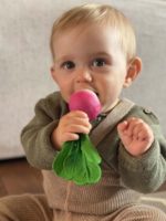 Oli&Carol Прорезыватель Ramona the Radish