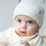 ToucanKids Вязаная шапка Simple экрю