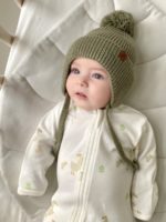 ToucanKids Шапочка вязаная на завязках с помпоном светлый хаки — изображение 3