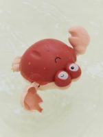 Happy Baby Игрушка заводная для ванной Swimming Crab Brown — изображение 2
