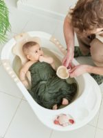 Happy Baby Ванночка для купания с горкой Bath Comfort Sand — изображение 2