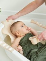 Happy Baby Ванночка для купания с горкой Bath Comfort Sand — изображение 4