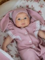 Наследник Выжанова Чепчик из муслина Зайка ягодный сорбет