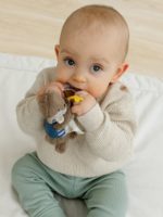 Fehn Игрушка-погремушка Выдра Тео — изображение 3