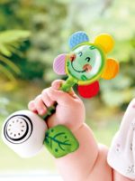 Hape Игрушка-погремушка Светящийся Цветок — изображение 2