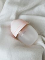 Mombella Антиколиковая силиконовая бутылочка 210мл Wide Neck розовая — изображение 4