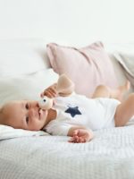 Alilo Интерактивная музыкальная игрушка Умный Зайка R1 бежевый — изображение 11