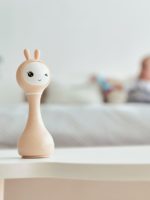 Alilo Интерактивная музыкальная игрушка Умный Зайка R1 бежевый — изображение 14