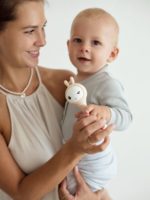 Alilo Интерактивная музыкальная игрушка Умный Зайка R1 бежевый — изображение 2