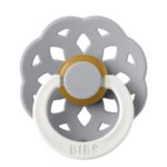 BIBS Пустышка ночная Boheme Glow Latex Cloud 6-18 месяцев