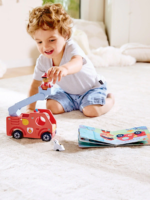Hape Игровой набор Пожарная машина — изображение 4