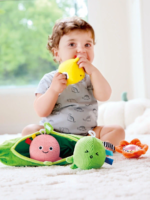 Hape Игрушка-подвеска Друзья-горошины — изображение 2