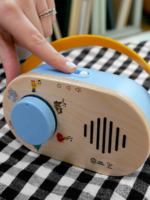 Hape Интерактивная игрушка Радио Ретро — изображение 2