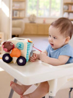 Hape Развивающая игрушка Фургон мороженщика — изображение 3