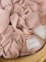 Loomknits Плед вязаный пудровый 108х108см — изображение 4