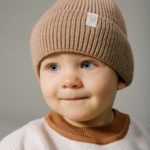ToucanKids Вязаная шапка с отворотом теплый беж