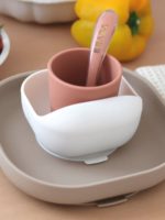 Beaba Набор посуды (2 тарелки на присоске, стакан, ложка) Terracotta — изображение 3