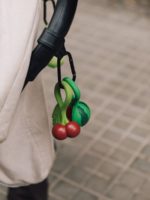 Oli&Carol Погремушка-прорезыватель Cherry Rattle Toy — изображение 3