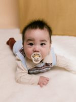 BIBS Пустышка Colour Holiday Bow Ivory/Plum 6-18 месяцев — изображение 2