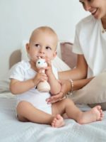 Alilo Интерактивная музыкальная игрушка Умный Зайка R1 бежевый — изображение 11