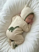 Mimibaby Комплект (комбинезон, шапочка, пинетки) Дино молочный