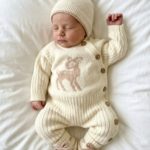 Mimibaby Комплект (комбинезон, шапочка, пинетки) Оленёнок молочный