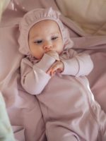 Наследник Выжанова Чепчик с рюшей пудра