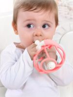 Mombella Прорезыватель-погремушка улитка розовая — изображение 2