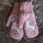 Наследник Выжанова Варежки из шерсти мериноса пыльная роза