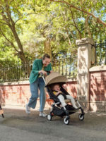 Stokke Коляска 2 в 1 Yoyo3 с мягкой люлькой шасси черное Кофейный — изображение 7