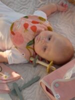 Buba Kids Набор из 3-х слюнявчиков Ягодная поляна/пудра/сливочный — изображение 2