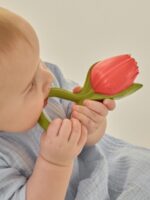 Oli&Carol Погремушка-прорезыватель Maria The Tulip Rattle Toy — изображение 2