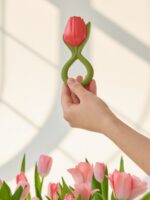 Oli&Carol Погремушка-прорезыватель Maria The Tulip Rattle Toy — изображение 3