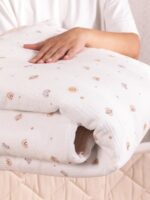 Perina Комплект постельного белья Muslin планеты/латте 120х60см — изображение 15