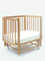 Antemi Комплект мебели с кроваткой Terra Light, комодом Fred, матрасом 100х70см и пеленальным столиком дерево — изображение 7