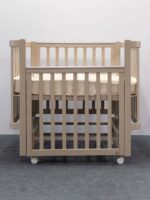 Antemi Комплект мебели с кроваткой Terra Light, комодом Fred, матрасом 100х70см и пеленальным столиком капучино — изображение 4